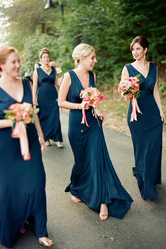 V-Neck Teal Mermaid Long Bridesmaid Dress