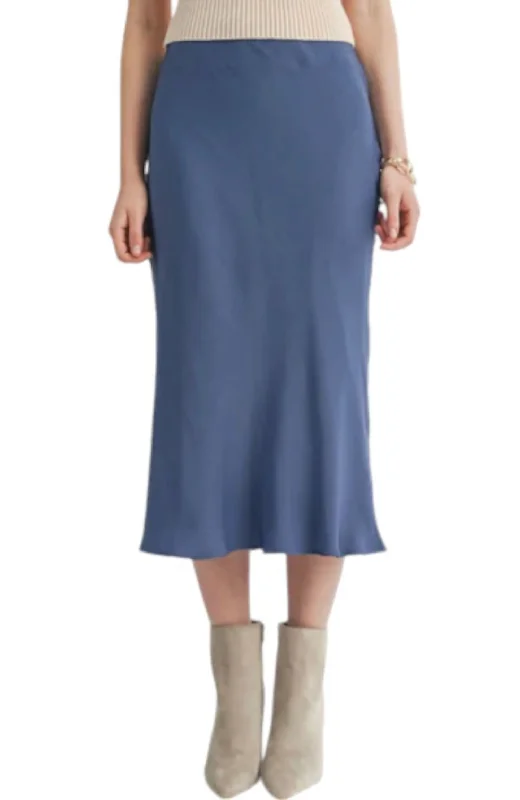 Like Poetry Satin Midi Skirt In Midnight