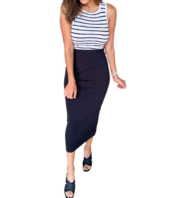 Rachel Pencil Skirt In Black