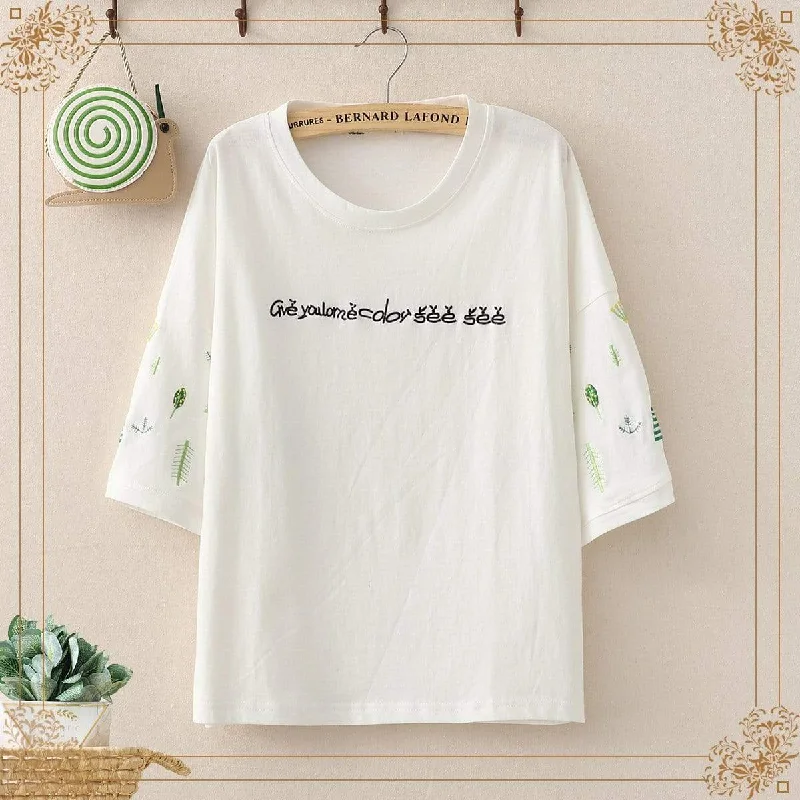 Women's Kawaii English Embroidered Three-quarter Sleeved Tees