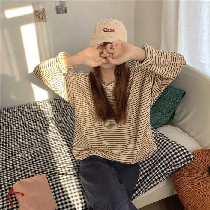 Women's Korean Fashion Contrast Color Striped Loose Knited Tees