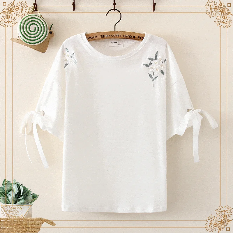 Women's Sweet Floral Lace-up Sleeved Tees